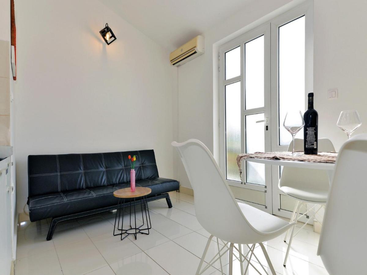 Helena Apartmán